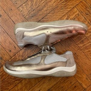 Women’s Prada America Cups